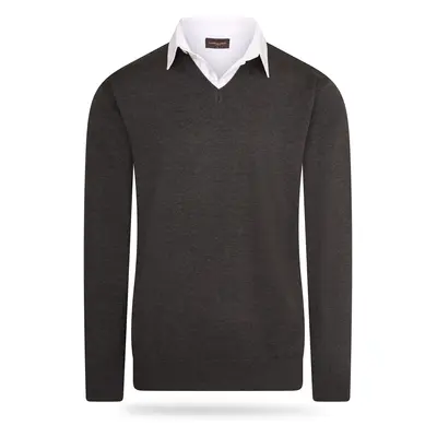 Cappuccino Italia Mock Pullover für Herren. Der Mock Pullover besteht aus 50% Baumwolle und 50% Acryl und hat eine normale Passf