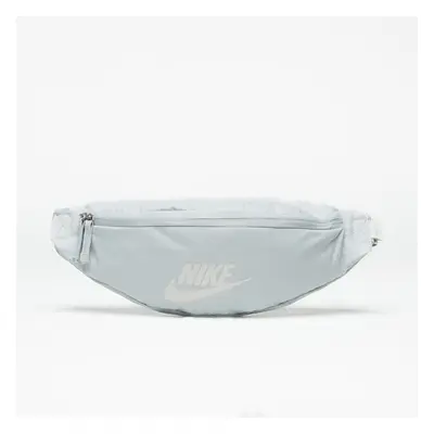 Gürteltasche Nike Heritage Waistpack Light Silver/ Light Silver/ Phantom