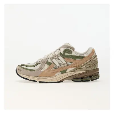 Sneakers New Balance Beige EUR