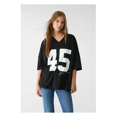 Stradivarius Oversize-Fußball-Shirt mit Nummer Schwarz