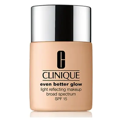 Clinique Even Better Glow Light Reflecting Makeup SPF 15 Foundation CN 20 Fair 30 ml