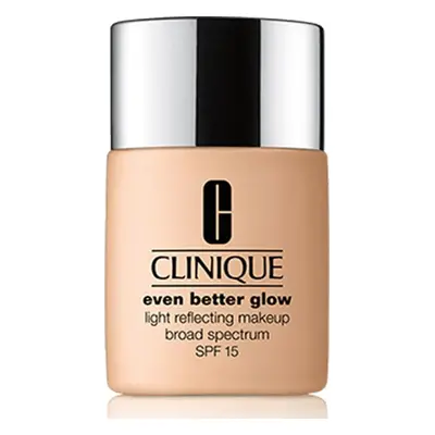 Clinique Even Better Glow Light Reflecting Makeup SPF 15 Foundation CN 74 Beige 30 ml