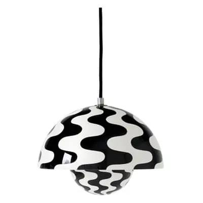 &tradition - Pendelleuchte FlowerPot - Schwarz - lackierter Stahl - Designer Verner Panton