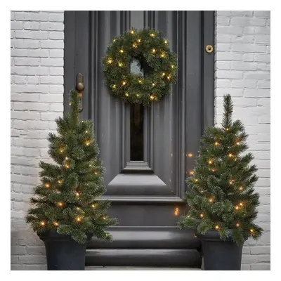 Black Box Trees Glendon Set aus 2 Weihnachtsbäumen und 1 Kranz mit LED-Lichtern - Grün
