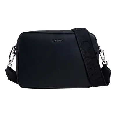 Calvin Klein Jeans Damentaschen, Toilettenartikel und Koffer MUST KLEINE TASCHE